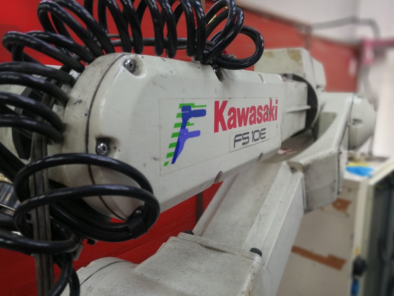 Kawasaki refurbished robot
