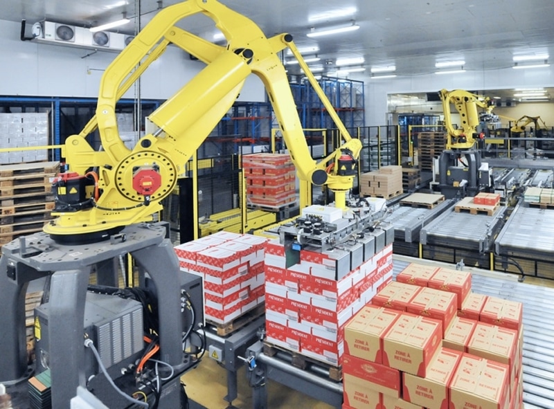 Consumer goods palletising system.